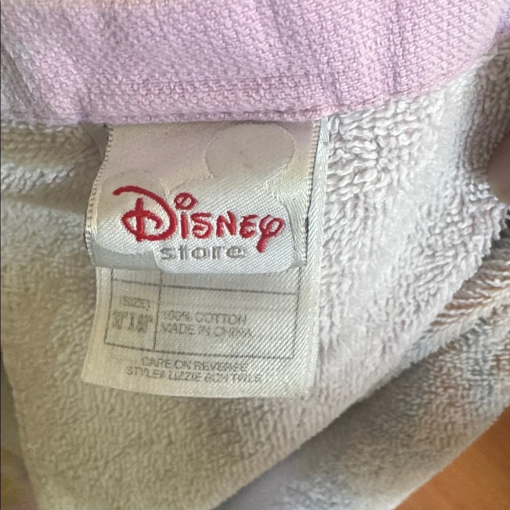 Vintage Y2K Disney Store Lizzie McGuire Yellow Flower Character Beach Towel.